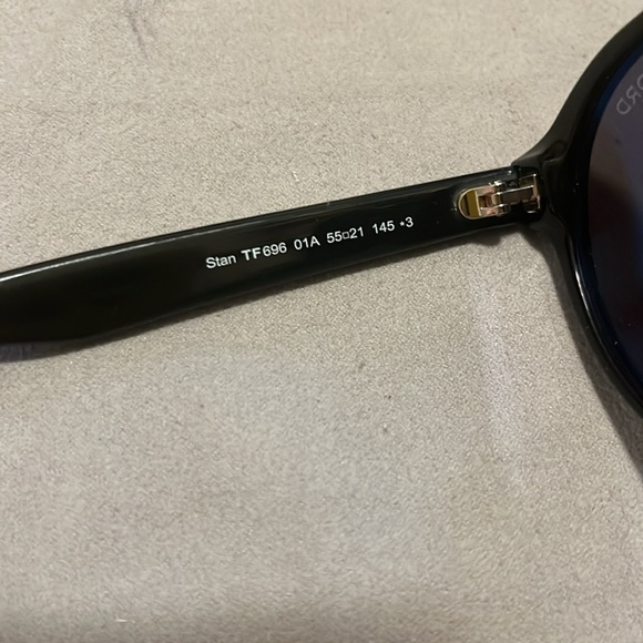 NEW Tom Ford STAN FT 0696 Black/Smoke/gold (01A) Sunglasses - Picture 5 of 9